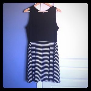 Karen Kane striped skater dress XL black white